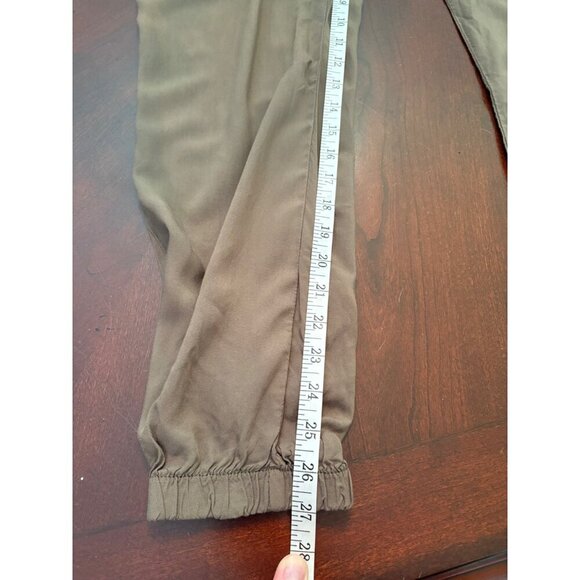 Lulu's Learning to Fly Olive Green Boho Casual Halter Jumpsuit Size Large - Picture 9 of 12